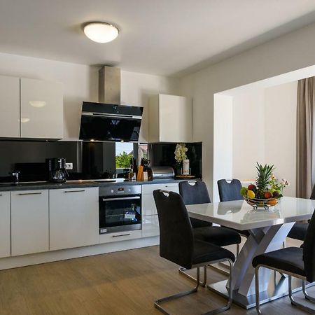 Apartments Apollo Trogir Exteriör bild